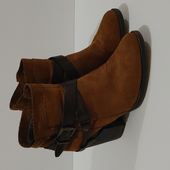 Mossimo Supply Co. Shoes - Boots